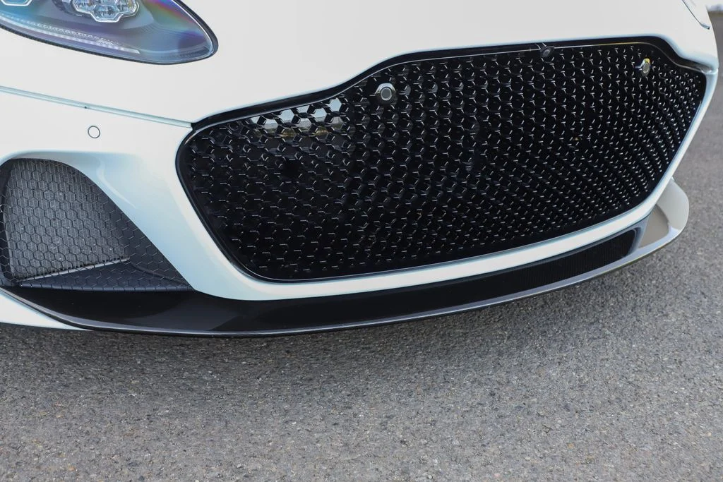 2019 Aston Martin DBS Superleggera Base - Photo 21