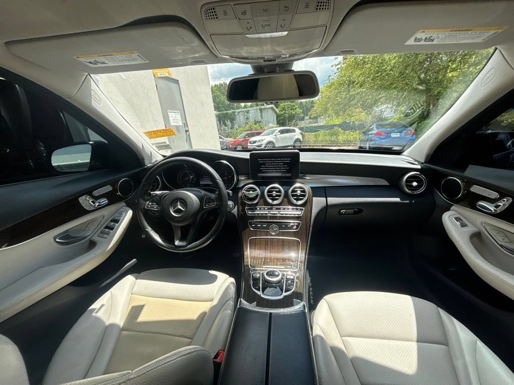 Used 2017  Mercedes-Benz C 300 image 21