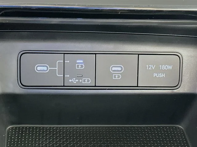 New 2026 Hyundai TUCSON SEL
