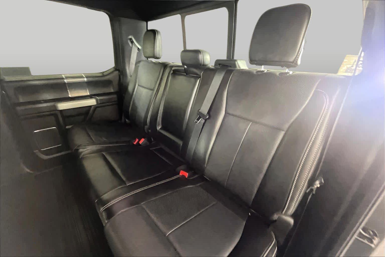 Used 2018 Magnetic Ford LARIAT image 18