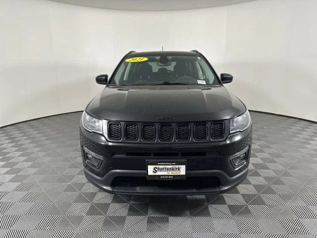 Used 2021 Black Jeep Altitude image 2