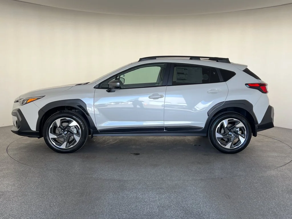 New 2026 CRYSTAL WHITE PEARL Subaru Limited image 8