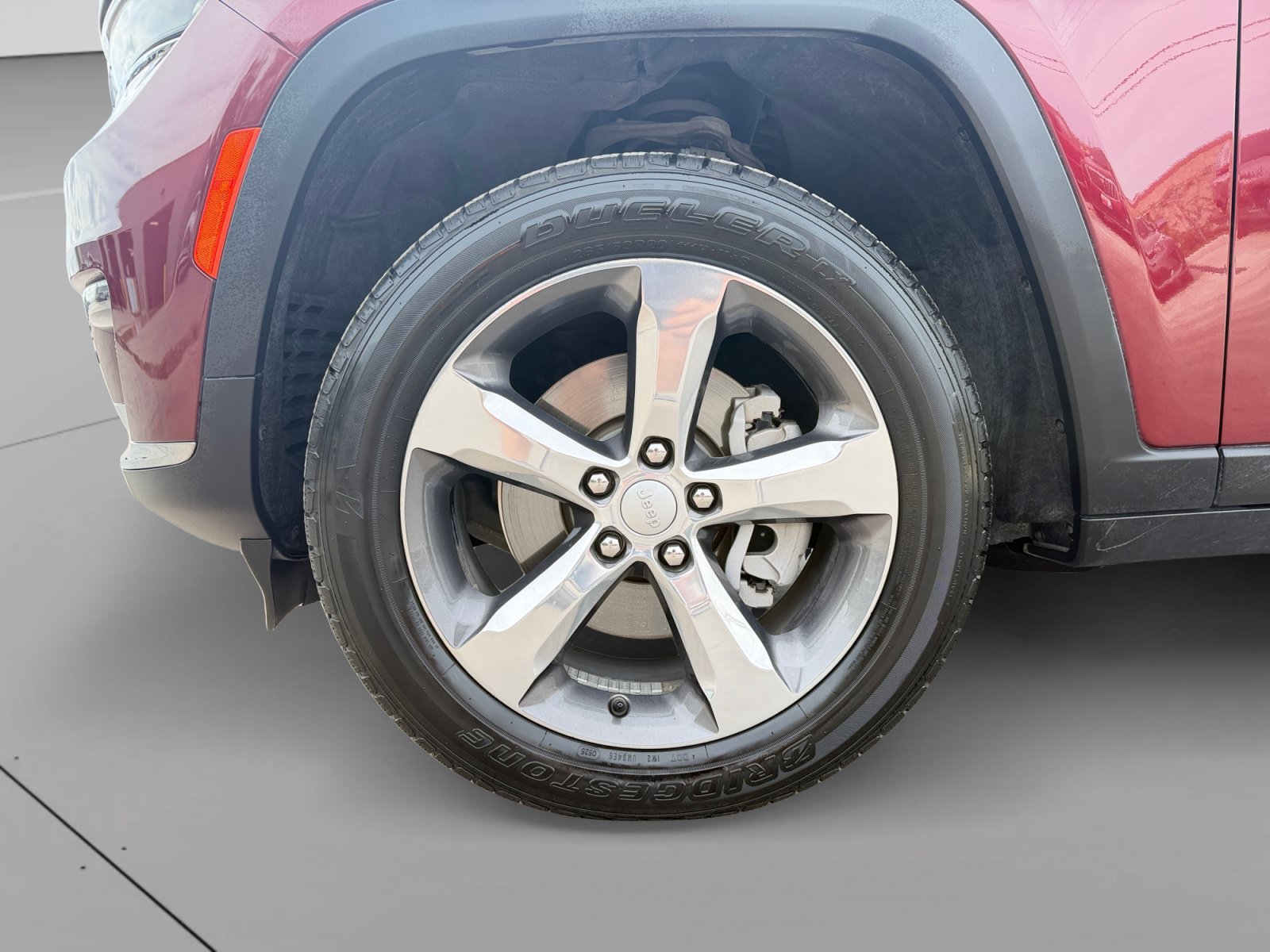 Certified Used 2022 Velvet Red Pearlcoat Jeep Limited image 9