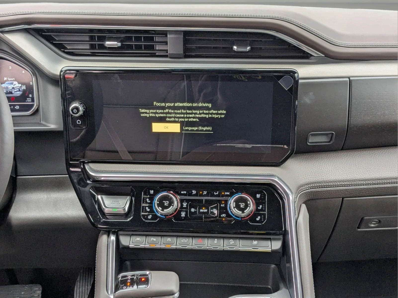Used 2024 White Frost Tricoat GMC Denali image 17