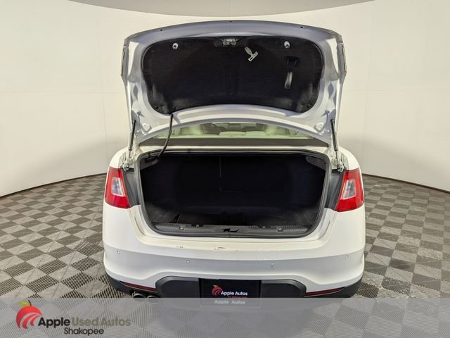 Used 2010 White Ford SEL image 7