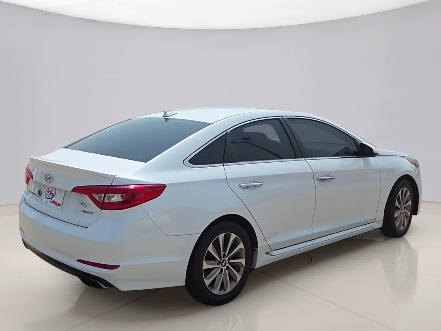 Used 2017 White Hyundai SPORT image 5