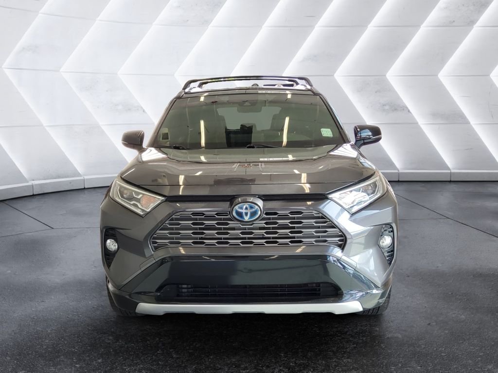 Used 2019 Gray Toyota XSE image 2