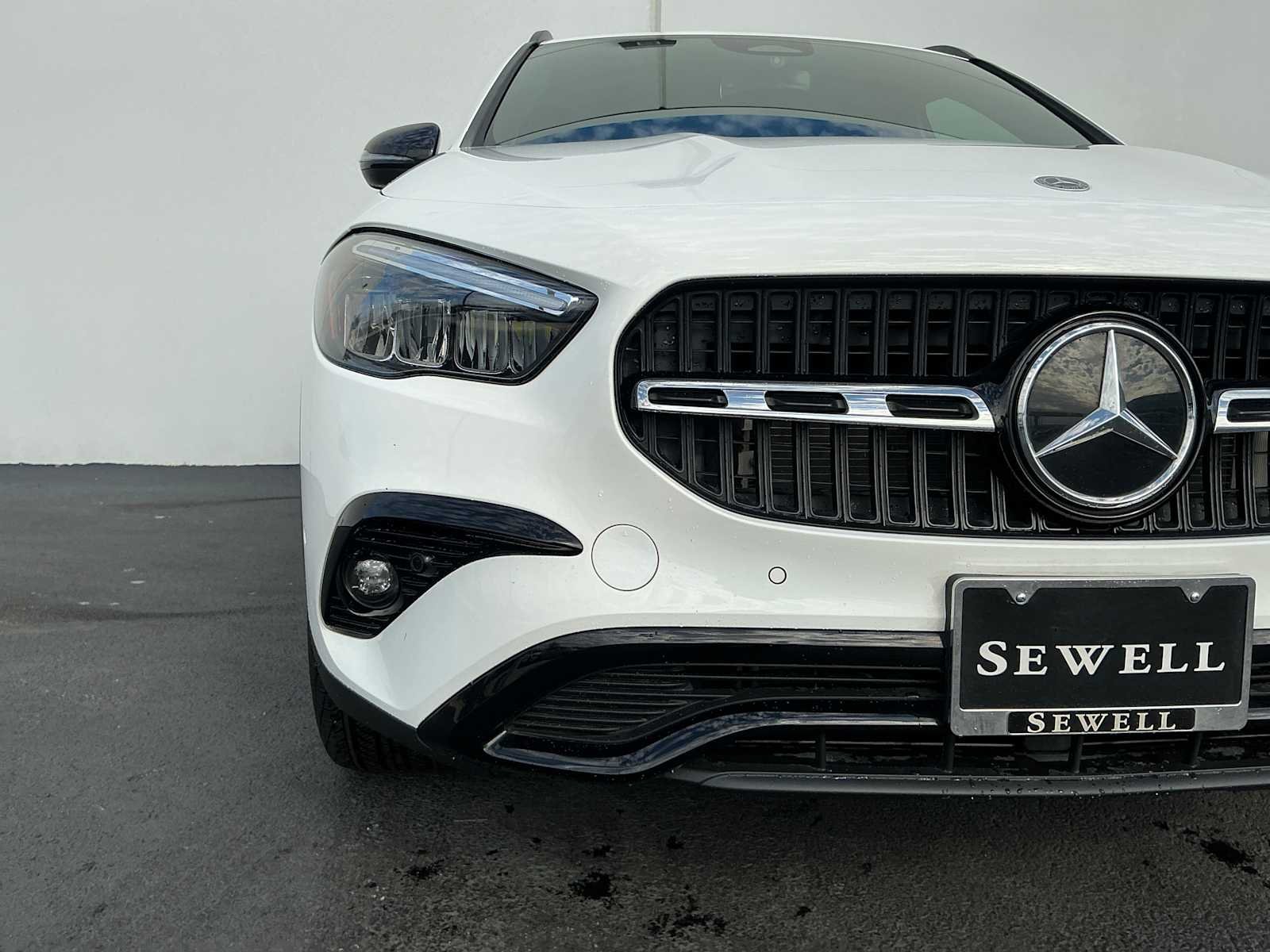 Certified Used 2026 Polar White Mercedes-Benz GLA 250 image 9