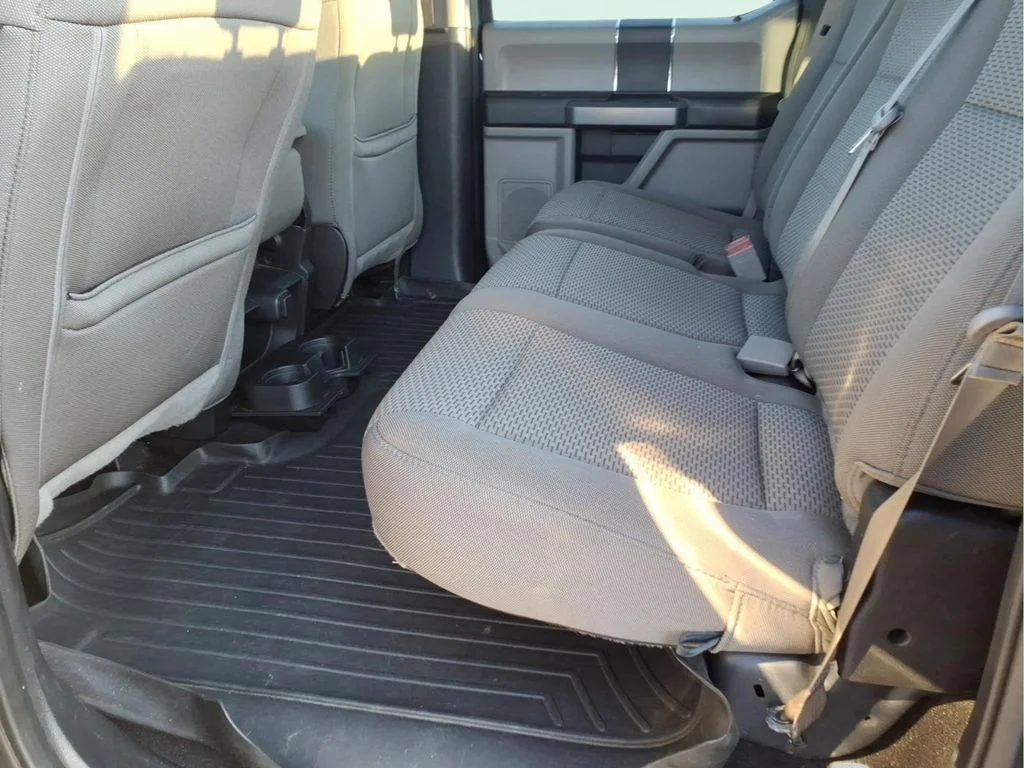 Used 2019 Blue Ford XLT image 12
