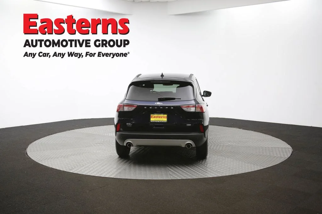 Used 2021 Blue Ford SEL image 36