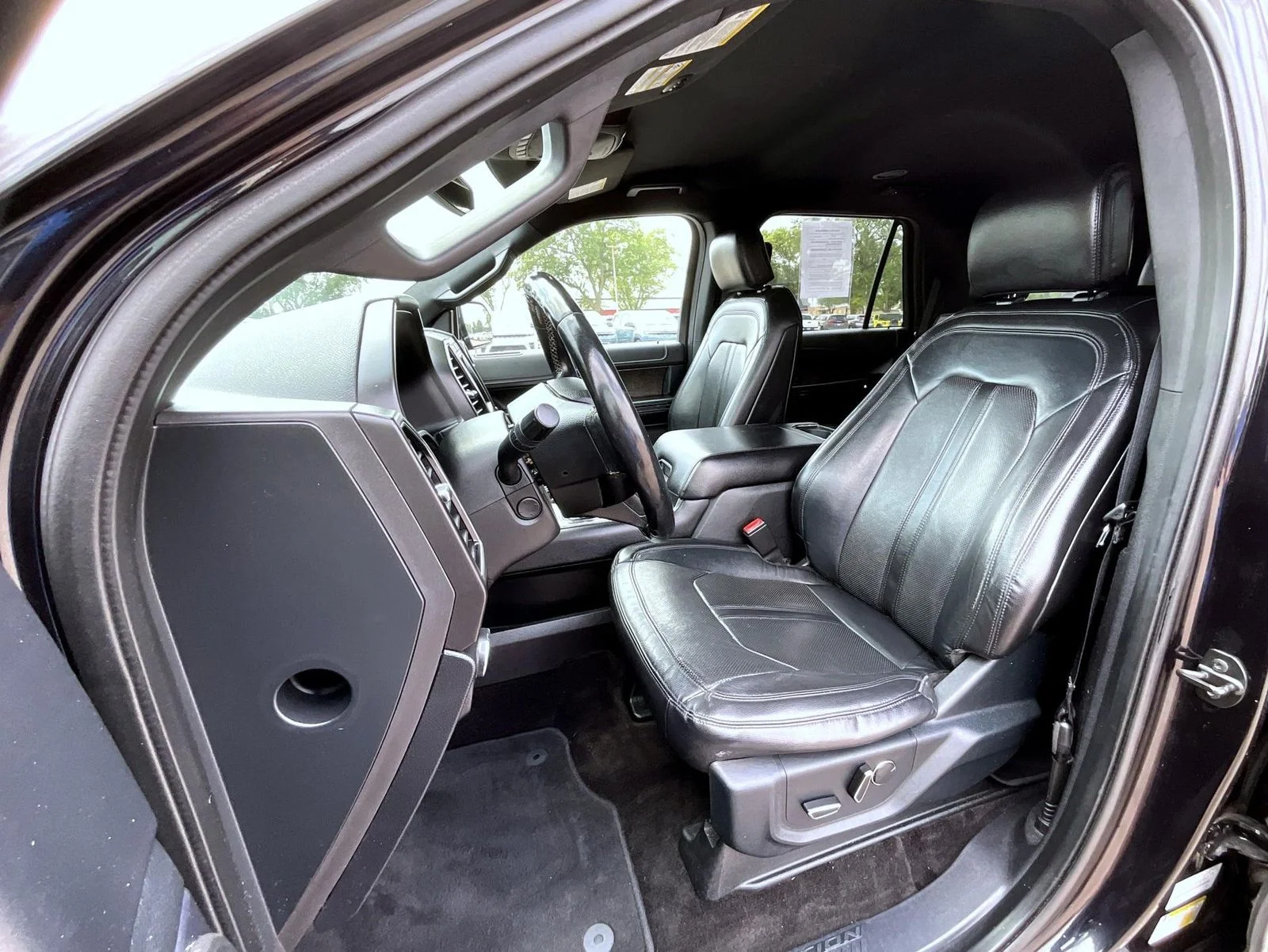 Used 2019 Black Ford Limited image 11