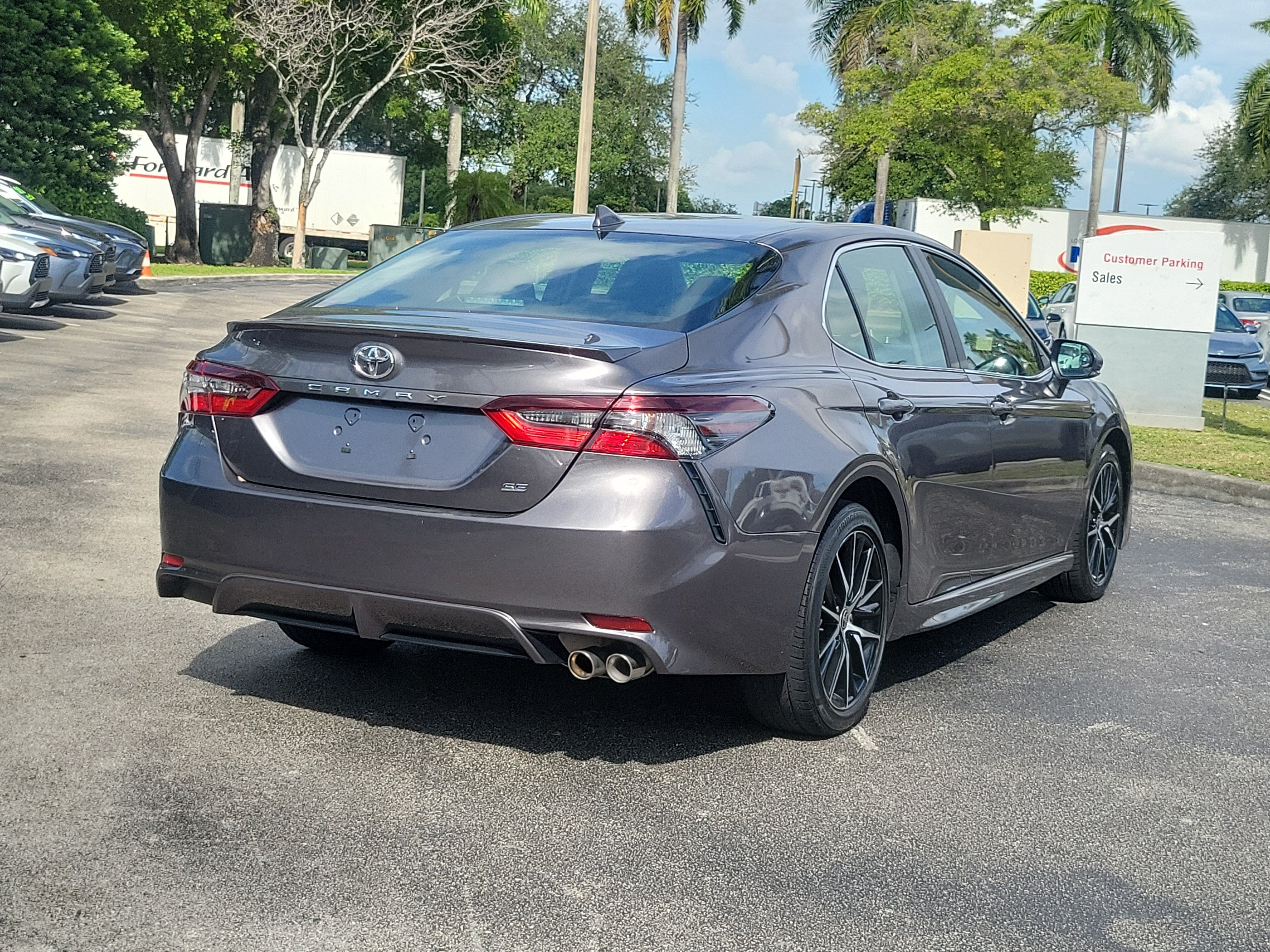 Used 2024 Predawn Gray Mica Toyota SE image 5
