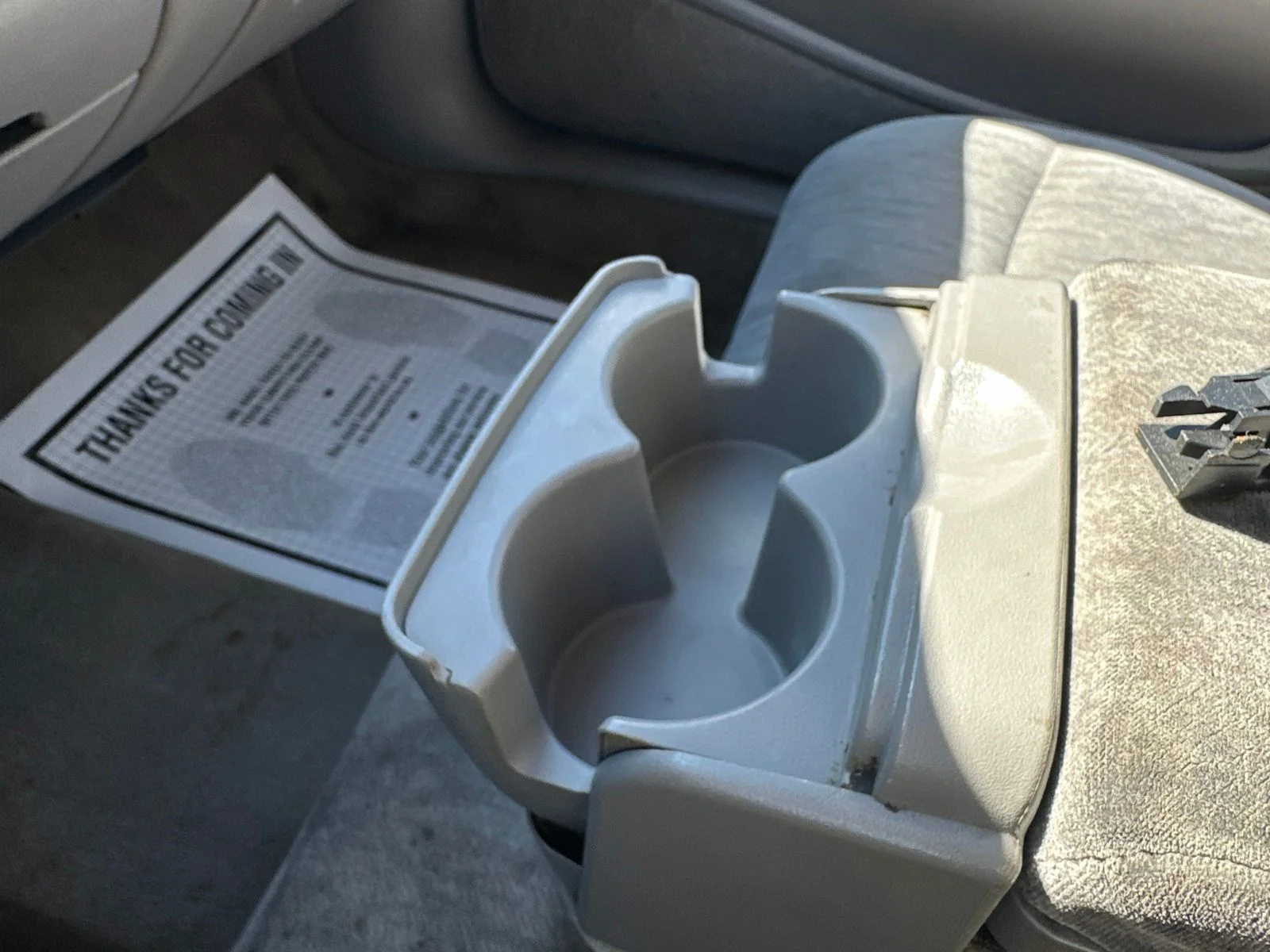 Used 2005 White Buick Custom image 47