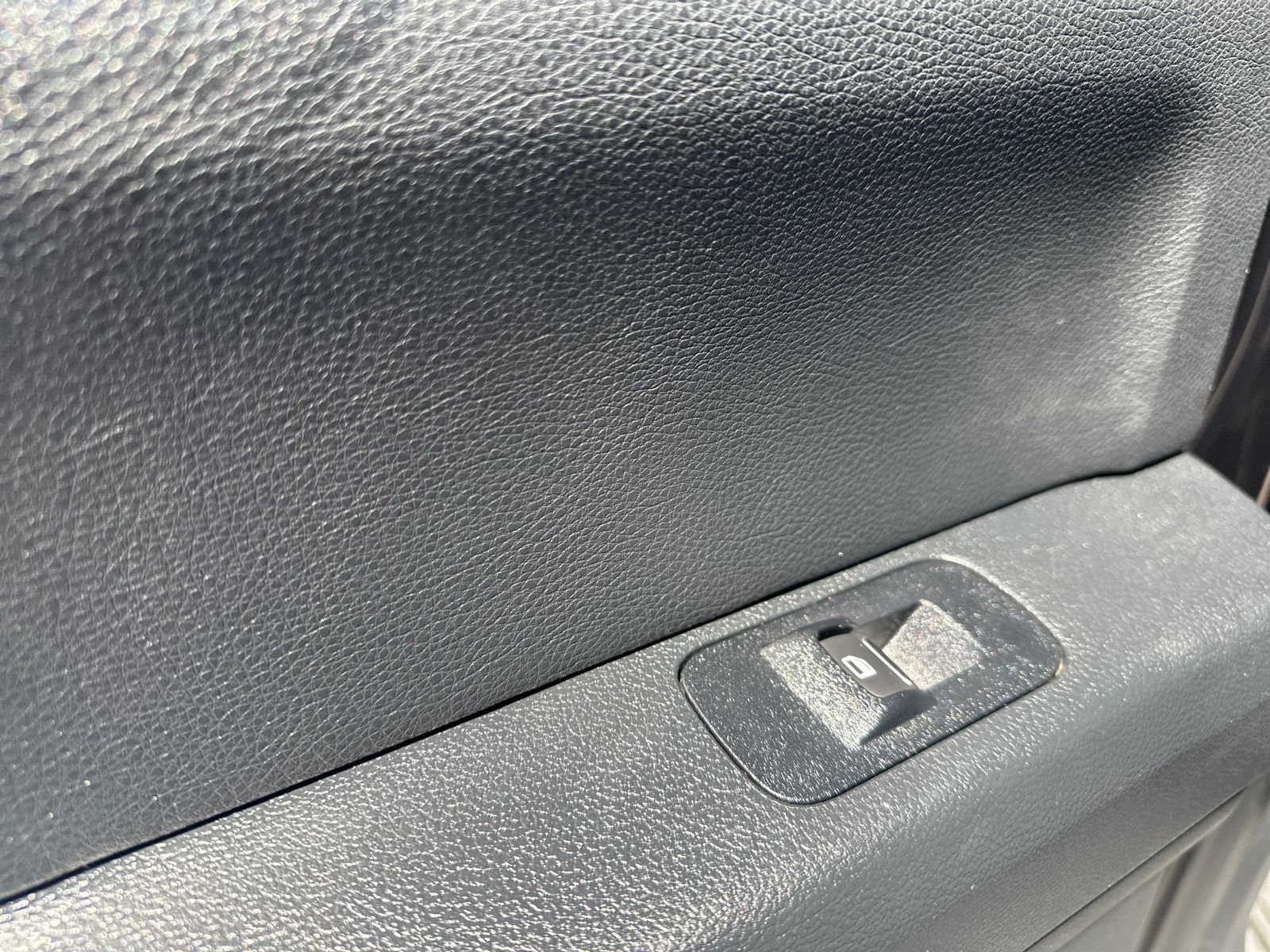 Used 2020 Black Ford Platinum image 31