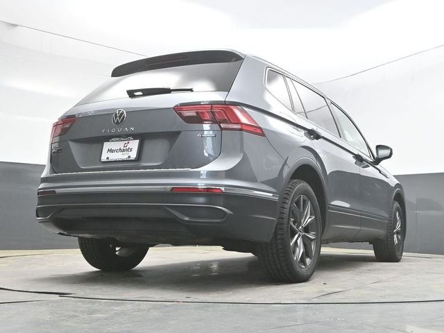 Used 2022 Gray Volkswagen 2.0T SE image 31