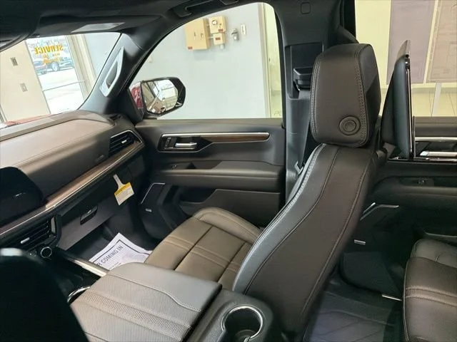 2026 Chevrolet Suburban High Country - Photo 26
