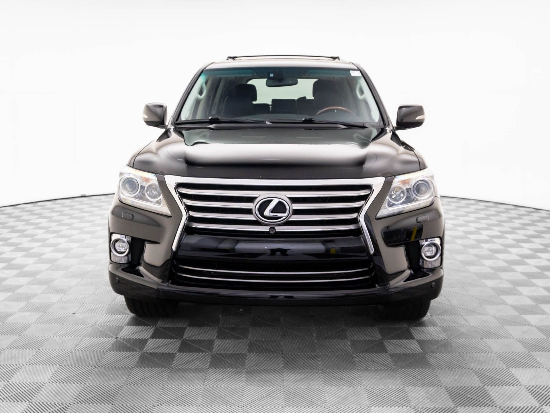 Used 2014 Black Lexus 570 image 10