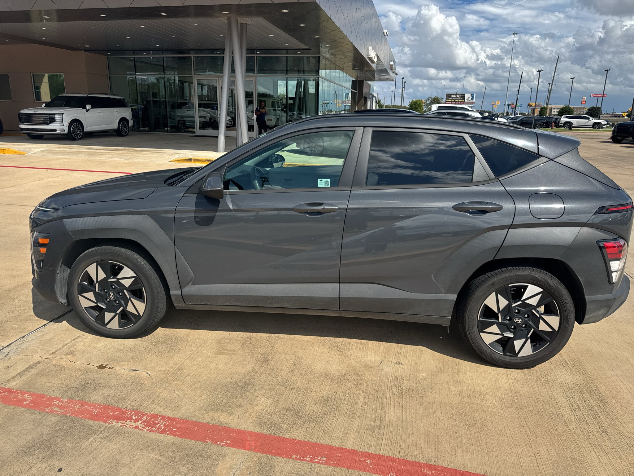 Used 2024 Ecotronic Gray Pearl Hyundai SEL image 20