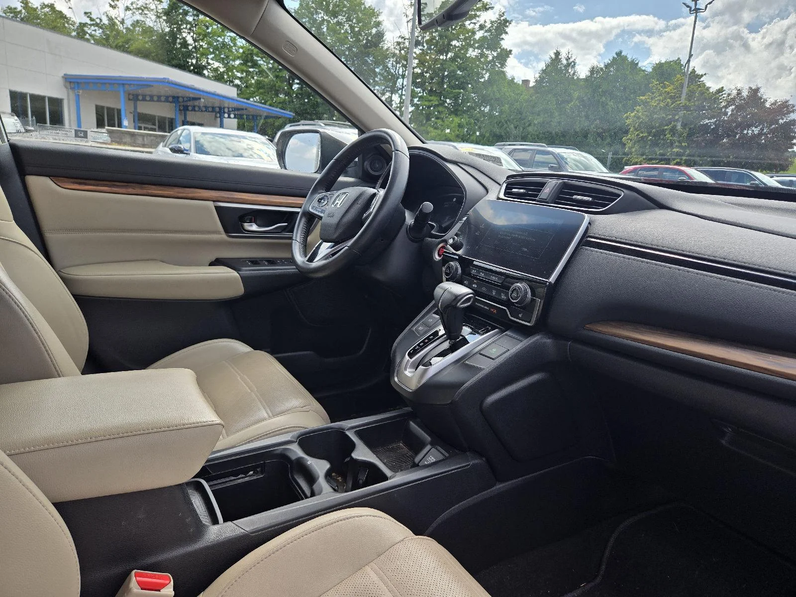 Used 2018 White Diamond Pearl Honda EX-L image 6