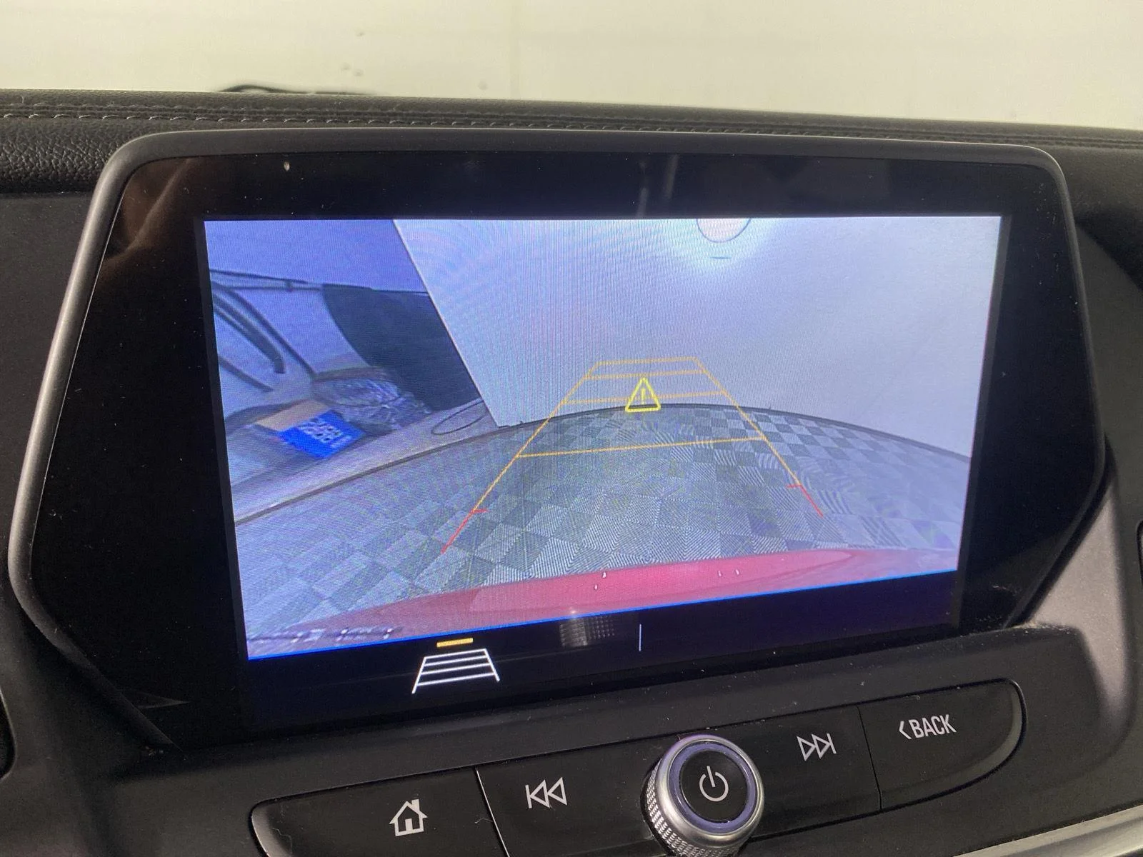Used 2020 Cajun Red Tintcoat Chevrolet LT image 18