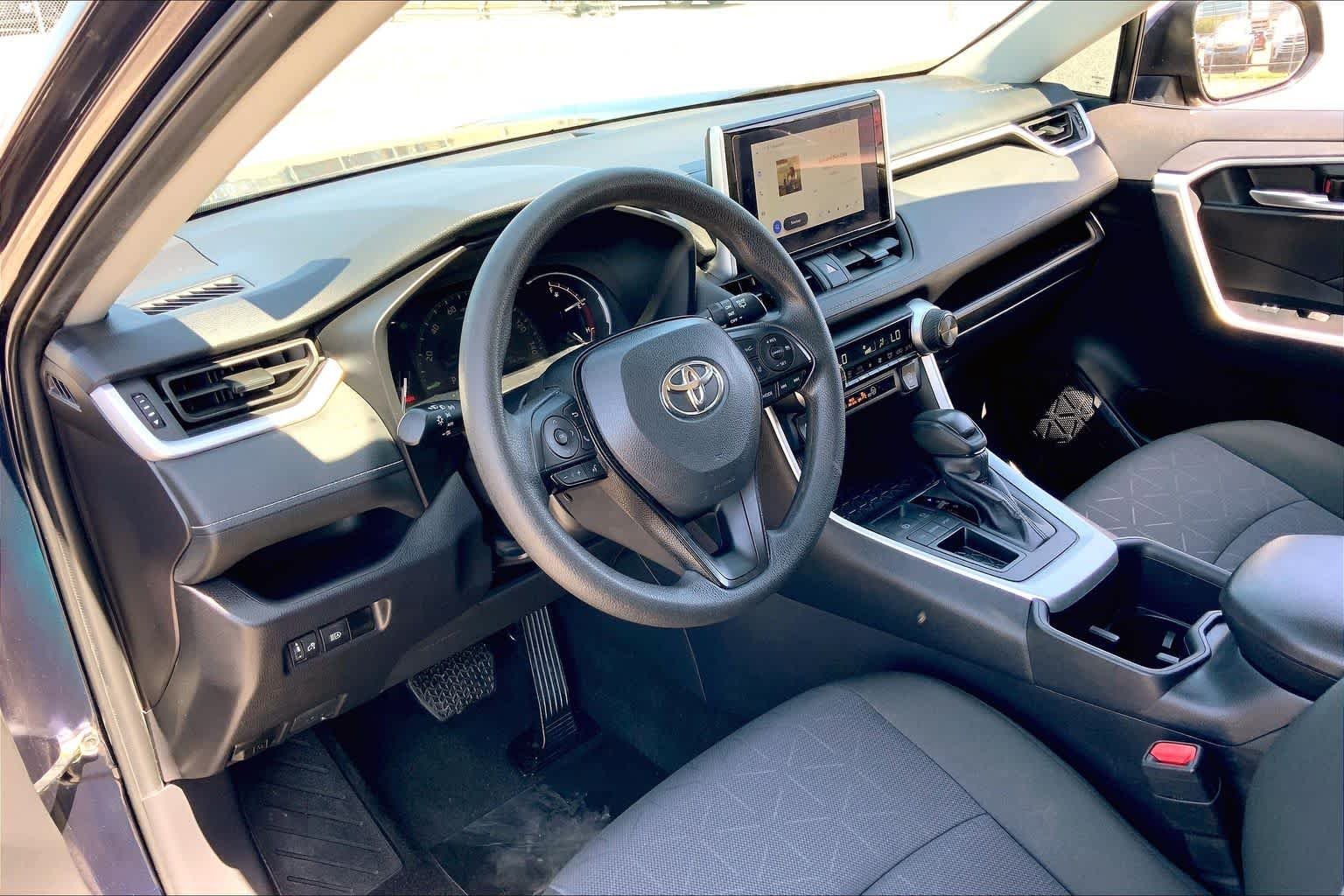 Used 2025 Blueprint Toyota XLE image 17