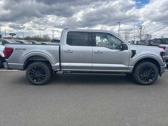 New 2026 Silver Ford XLT image 9