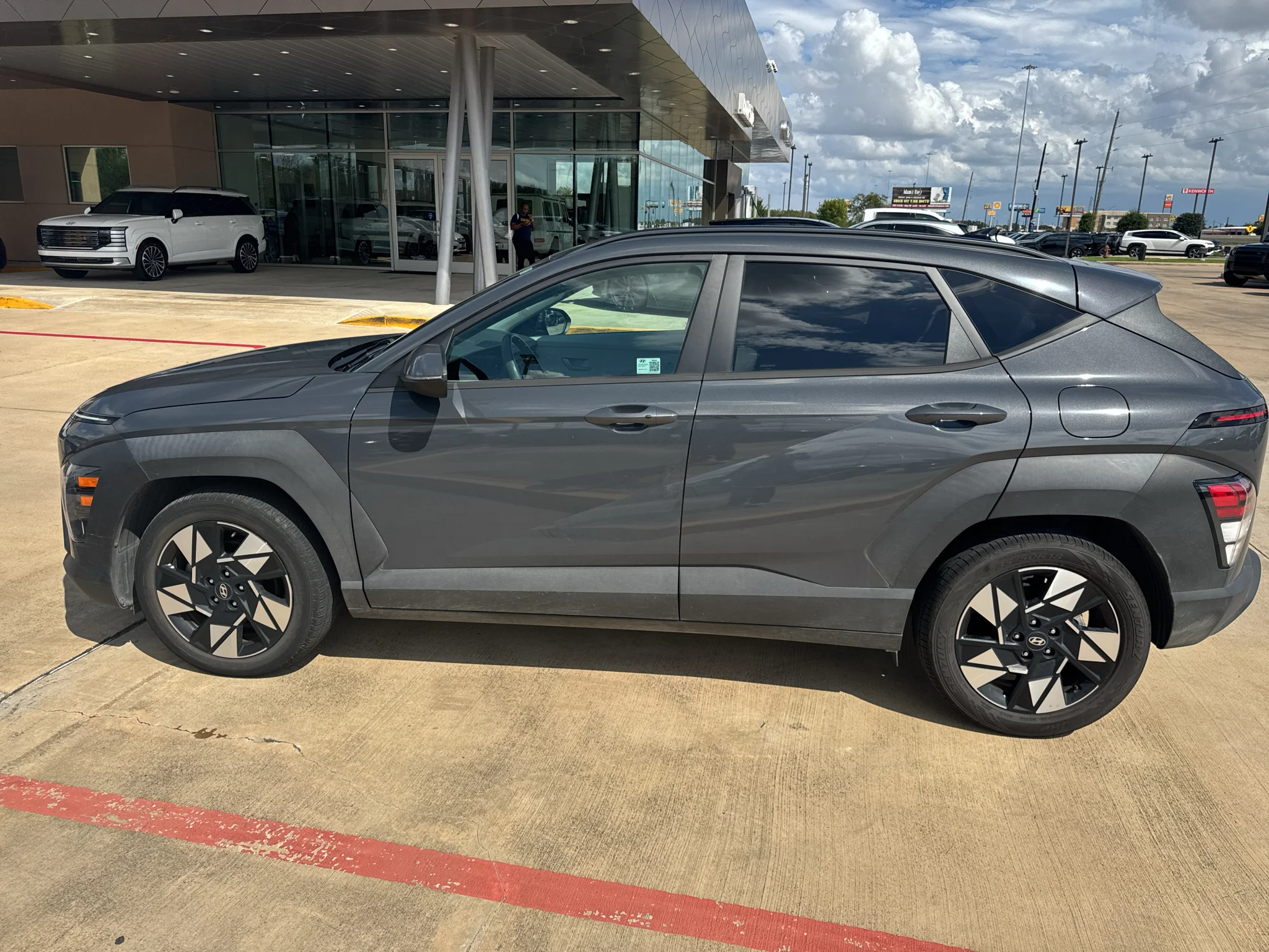 Used 2024 Ecotronic Gray Pearl Hyundai SEL image 20