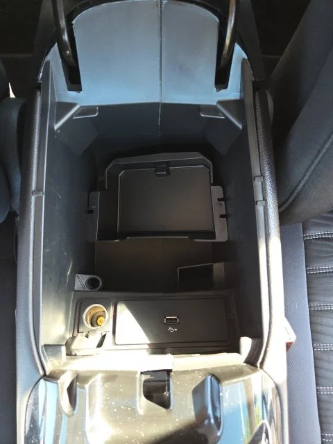 Used 2016 White Ford SE image 26
