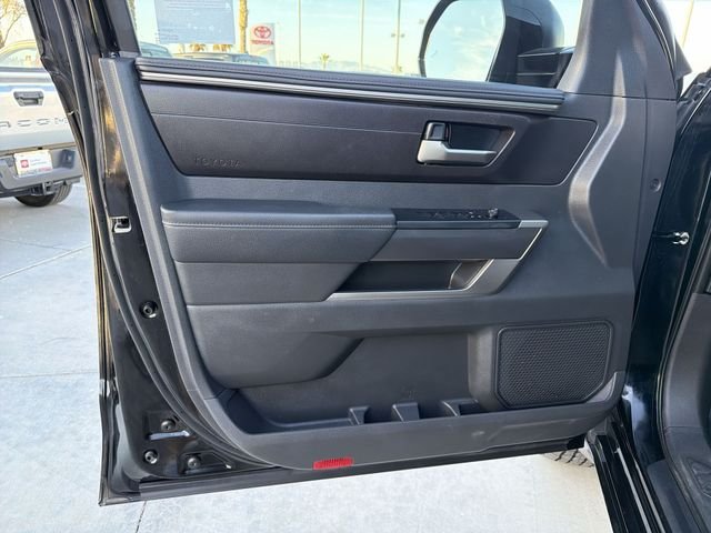 2025 Toyota Tundra SR5 - Photo 9