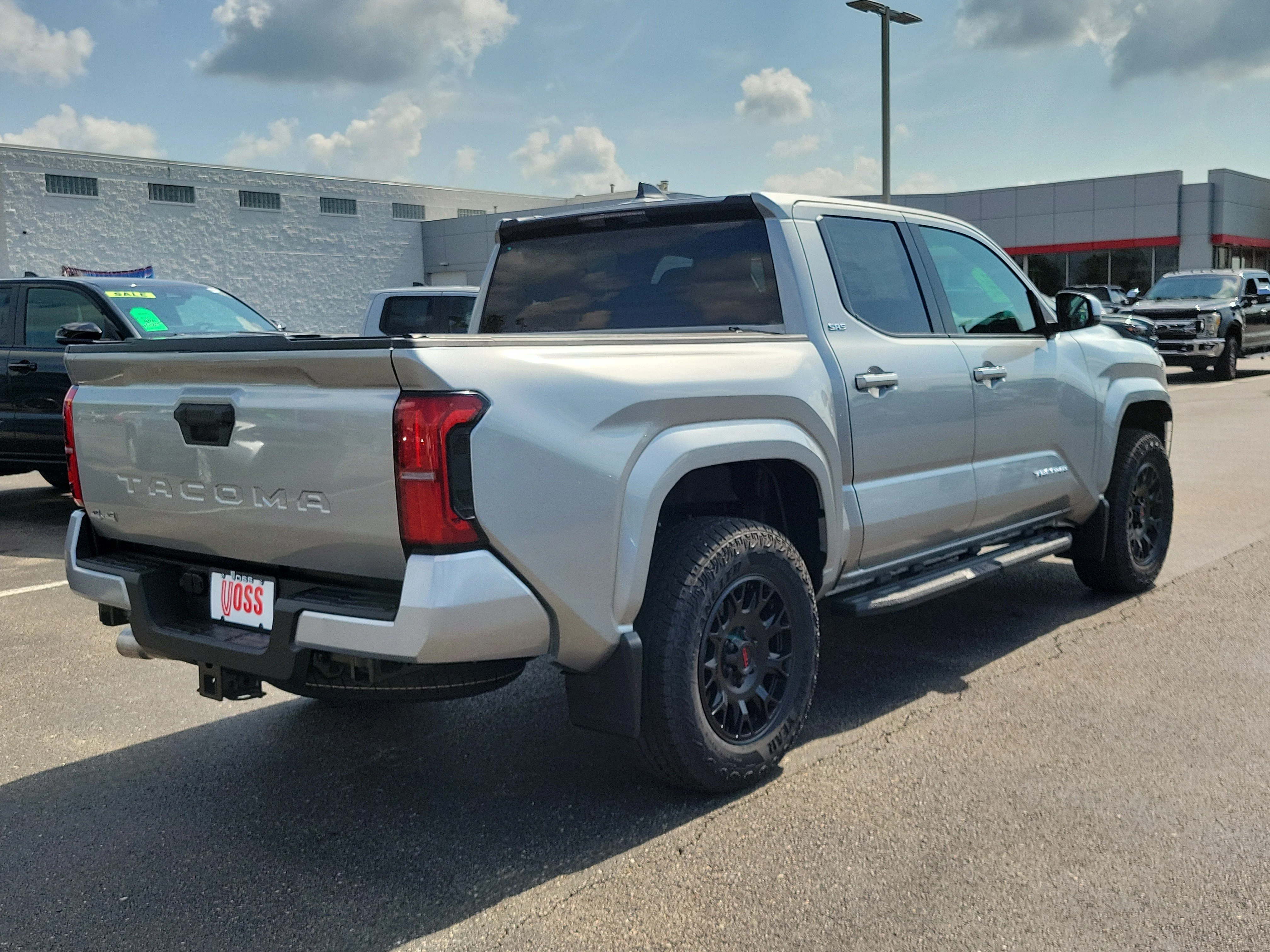 New 2026 Celestial Silver Metallic Toyota SR5 image 34