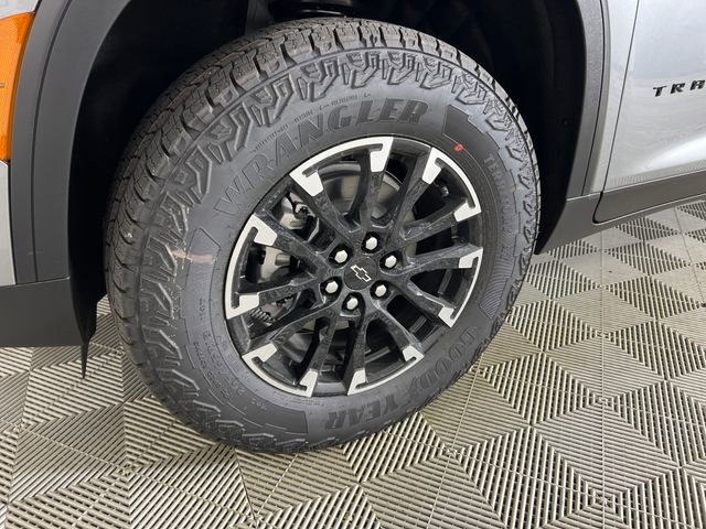 New 2026 Sterling Gray Metallic Chevrolet Z71 image 24