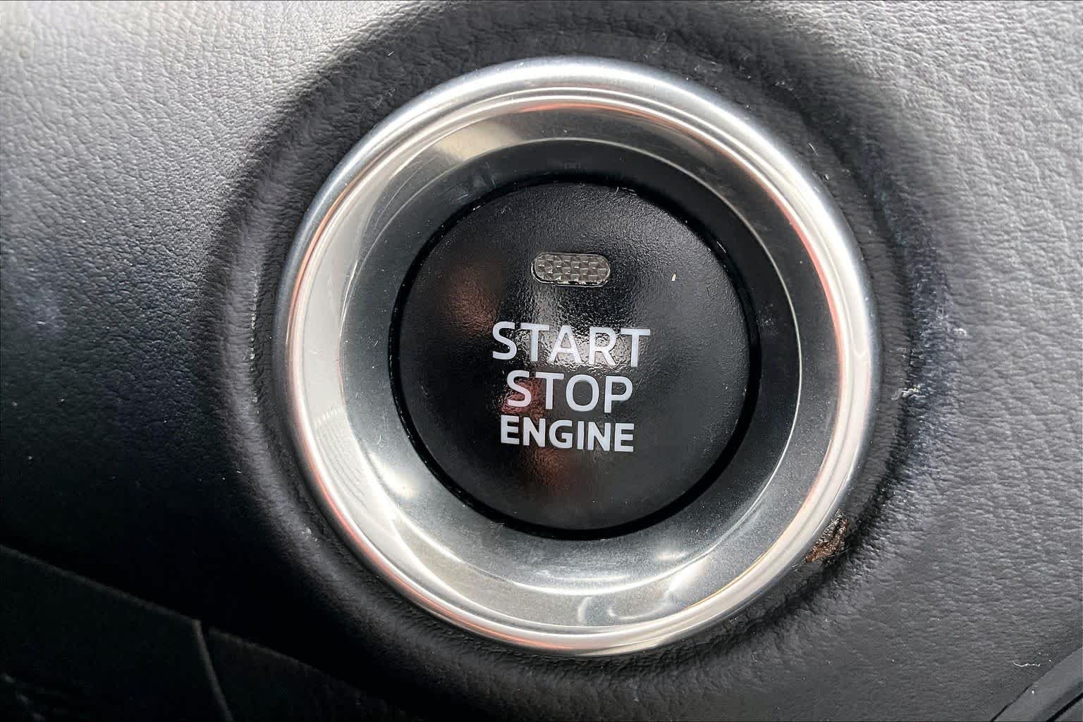 Used 2018 Jet Black Mica Mazda Grand Touring image 30