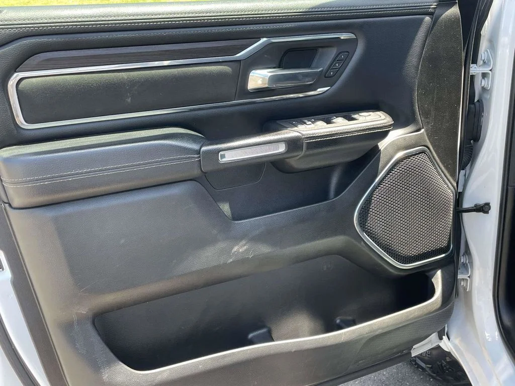 Used 2025 White Ram Laramie image 15