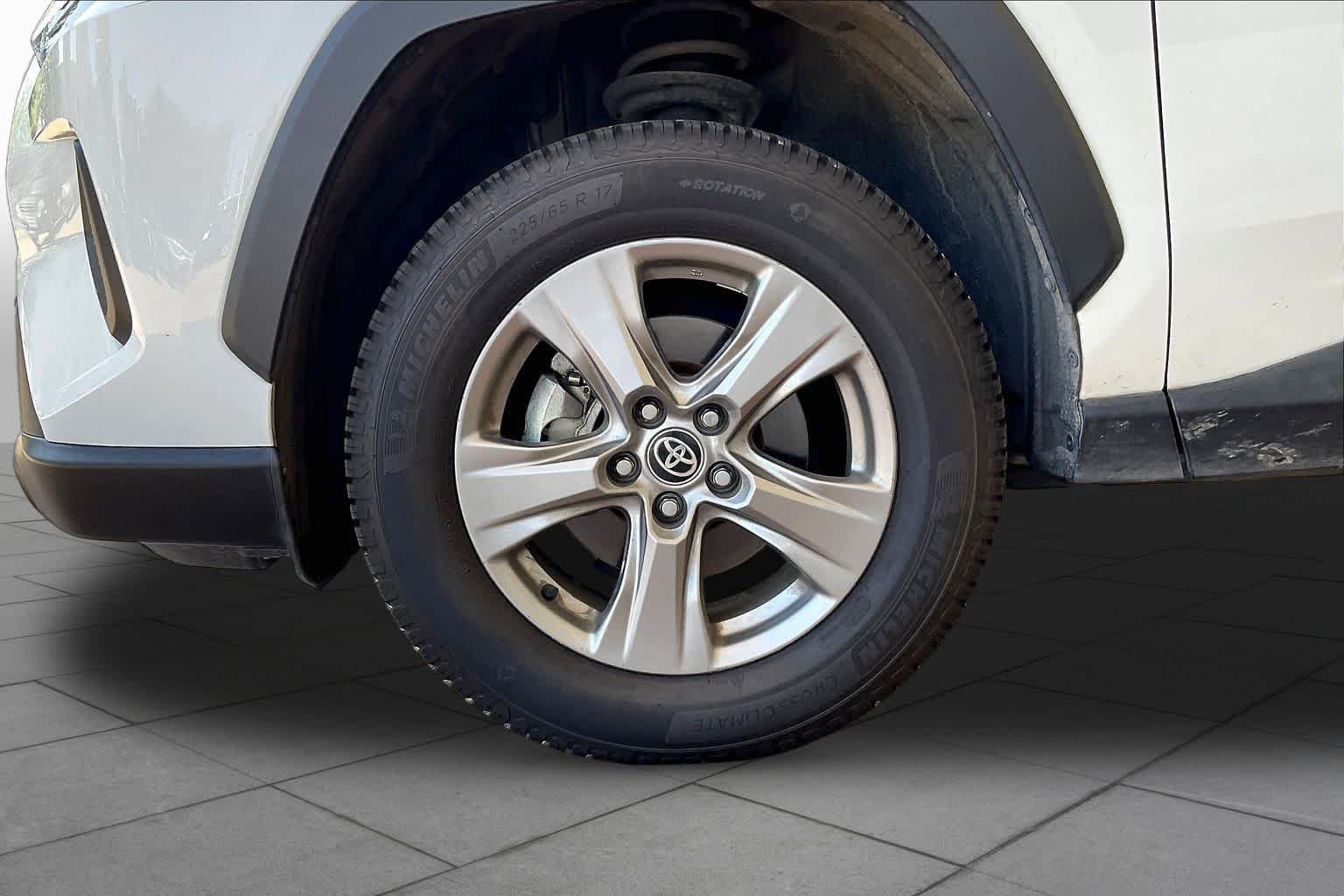 Used 2024 Ice Cap Toyota XLE image 10