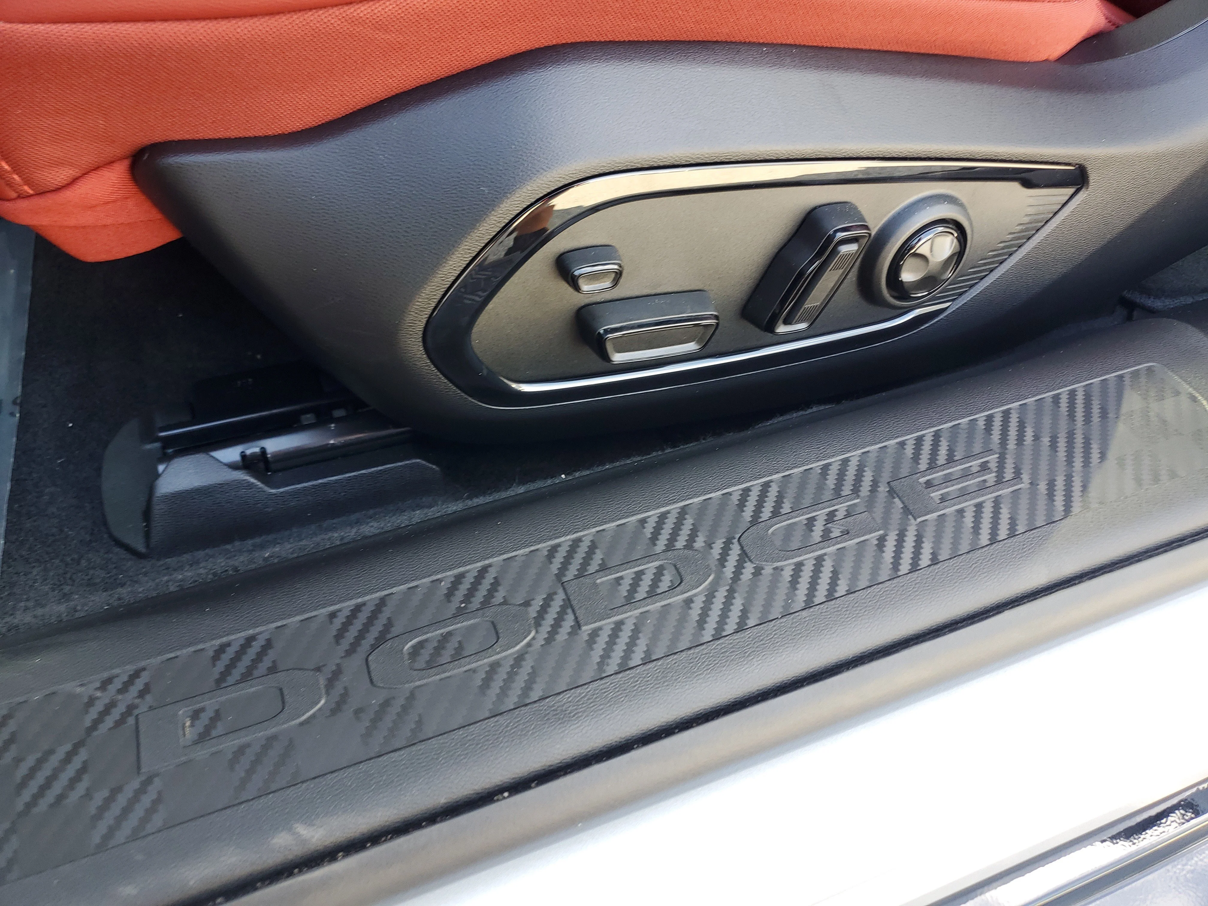 New 2026 Triple Nickel Exterior Paint Dodge R/T Scat Pack image 16