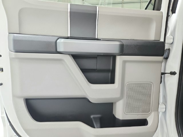 Used 2018 White Ford XLT image 33