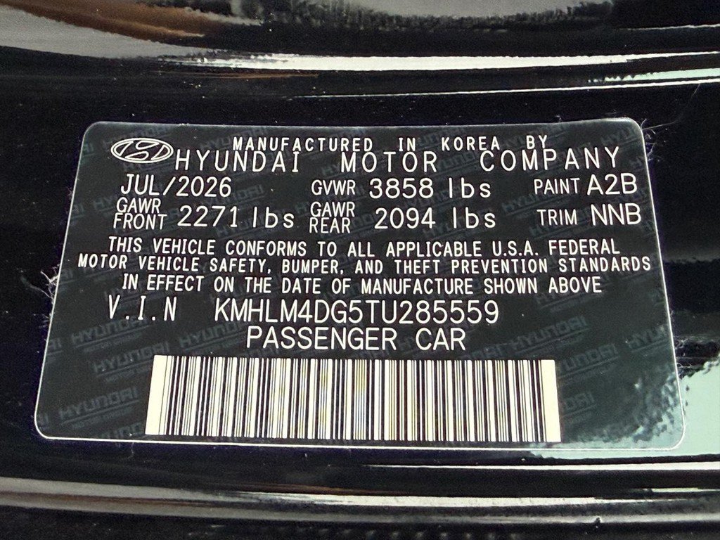 Used 2026 Black Hyundai SEL Sport image 18