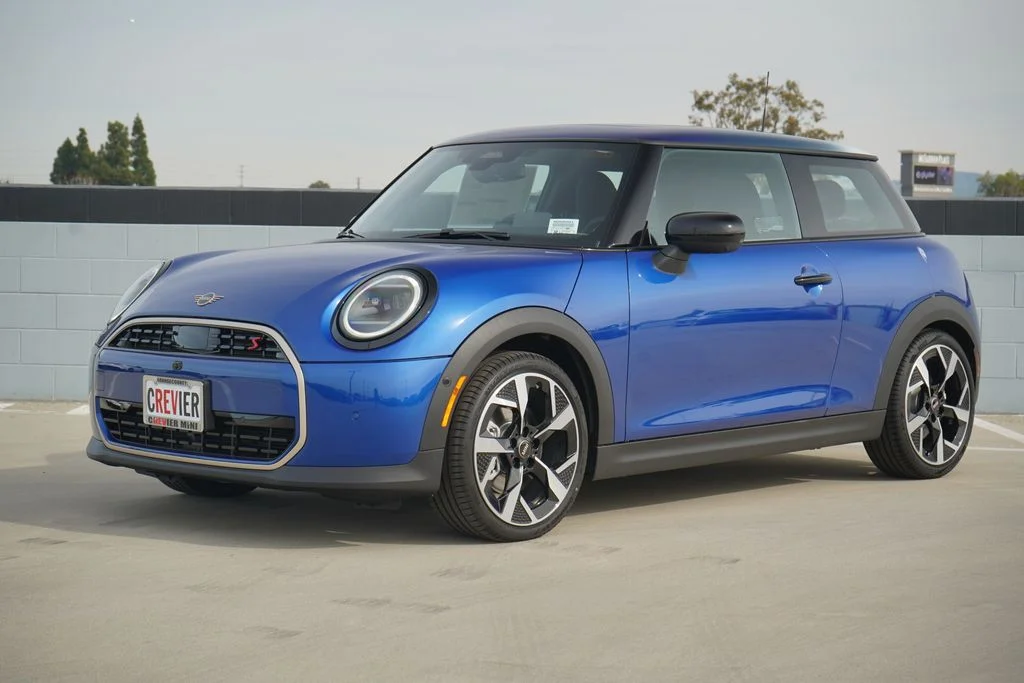 2026 MINI Hardtop Cooper S's photo