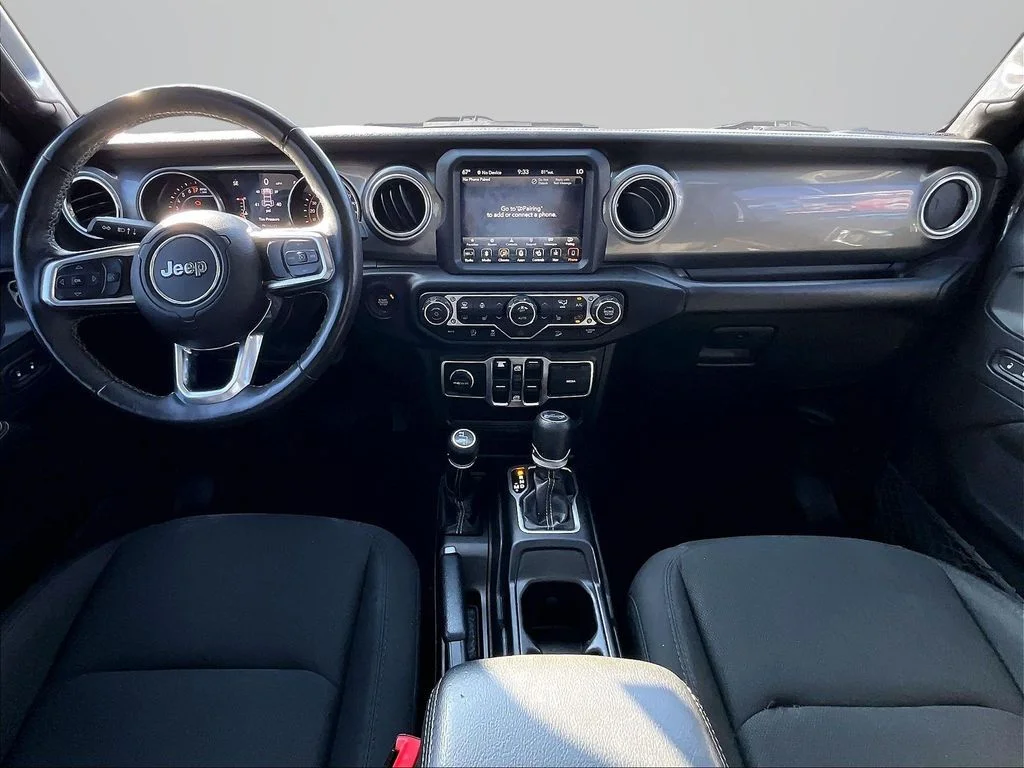 Used 2019 Gray Jeep Unlimited Sahara image 17