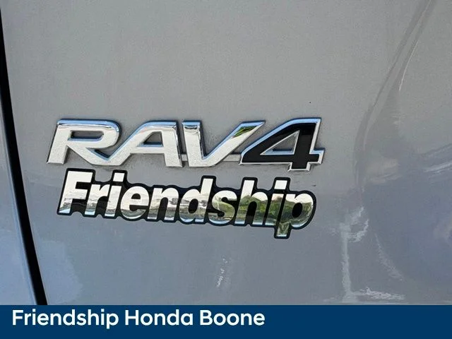 Used 2024 Silver Toyota XLE Premium image 12