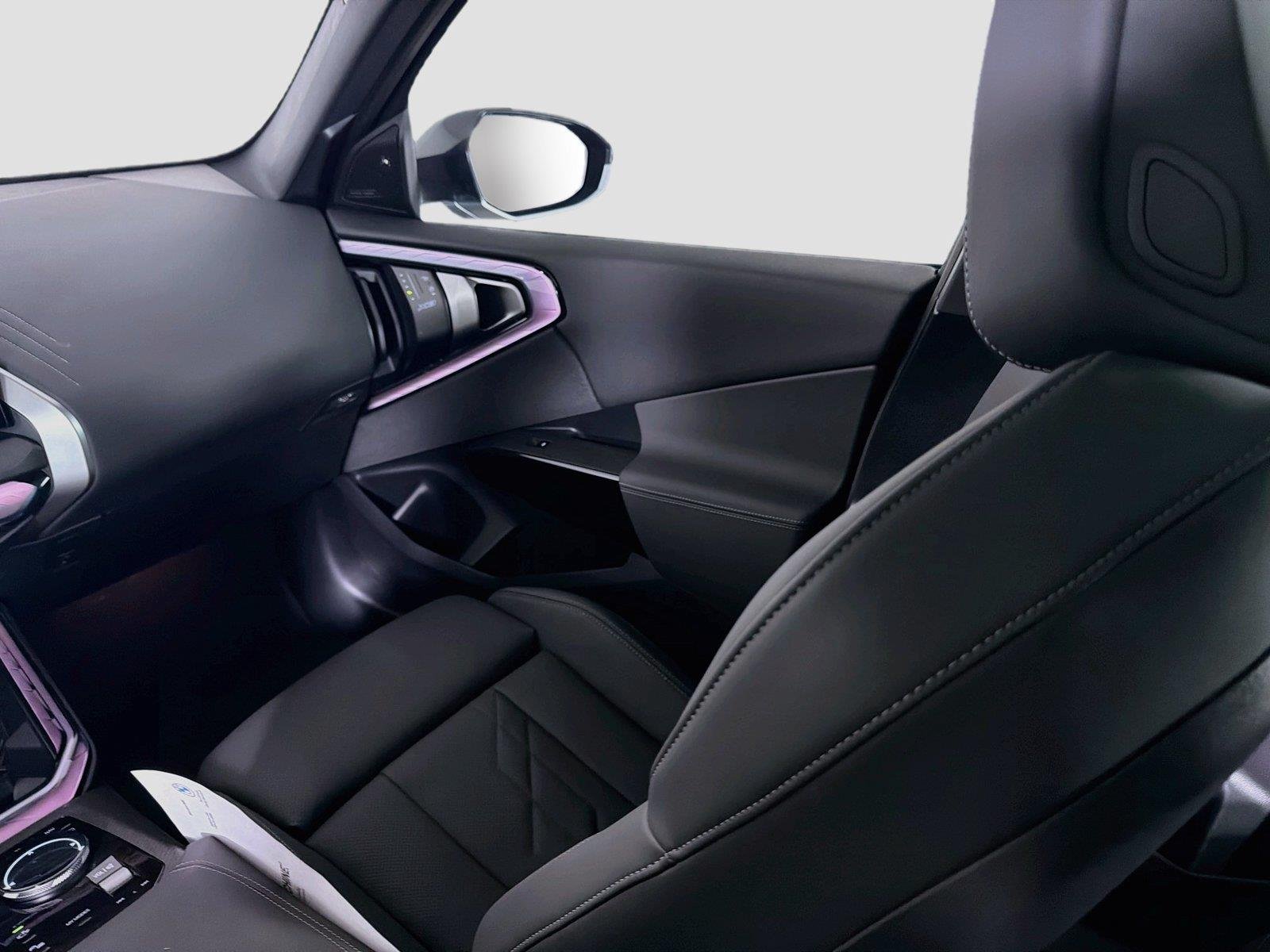 New 2026 Dark Graphite Metallic BMW 30 xDrive image 24