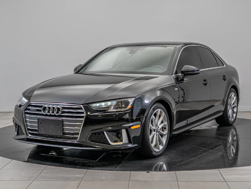 Used 2019 Brilliant Black Audi 2.0T Premium image 1