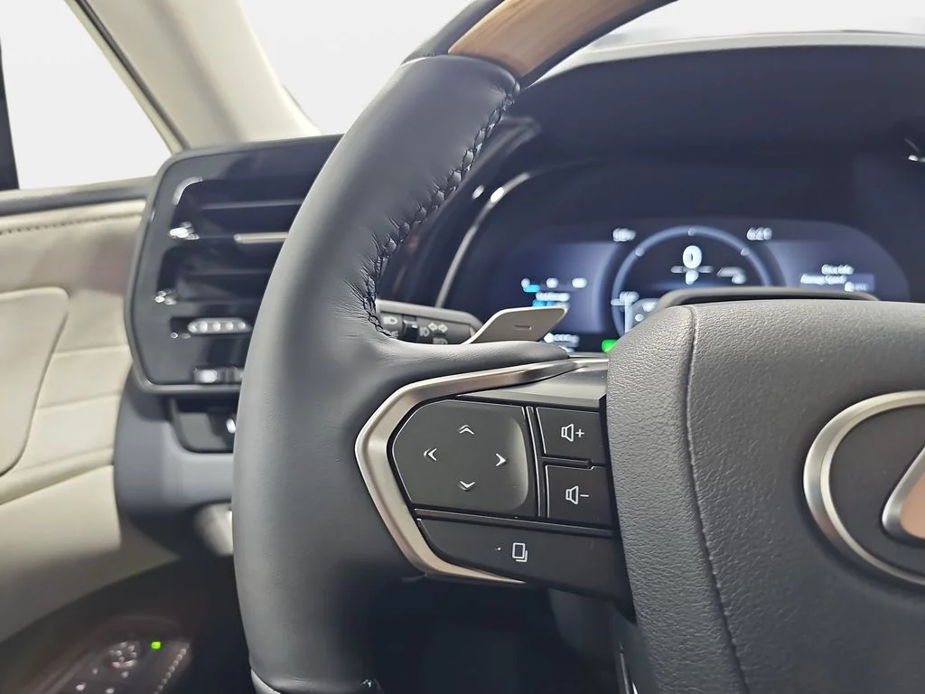 New 2026  Lexus 450h+ Luxury image 15