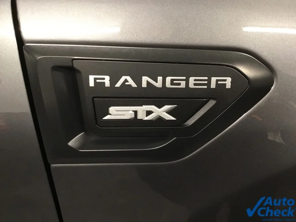 Used 2021 Gray Ford XL image 18
