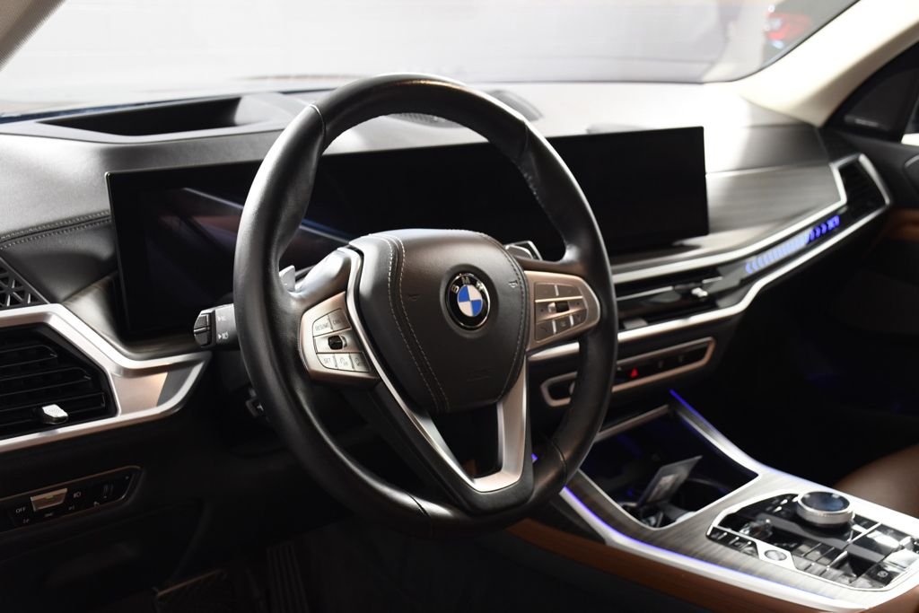 2023 BMW X7 40i - Photo 13