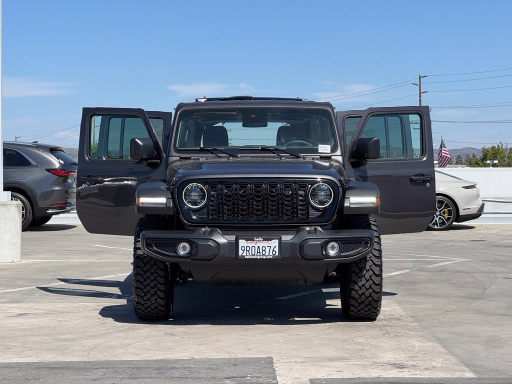 Used 2025 Crystal Metallic Jeep Willys image 28