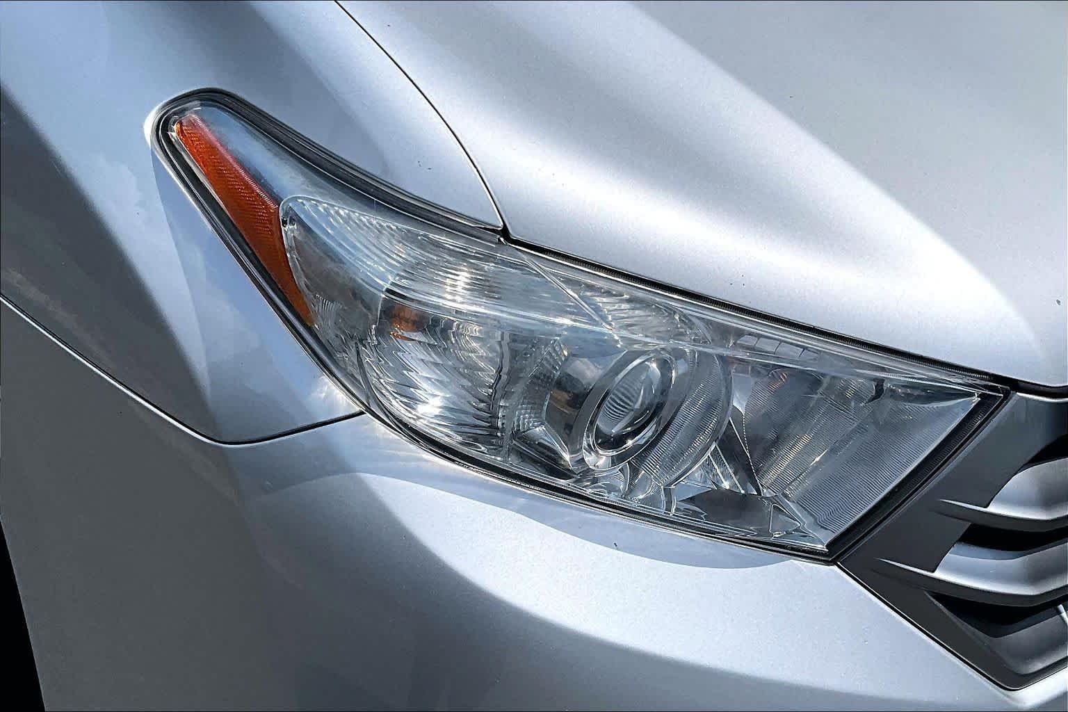 Used 2013 Classic Silver Metallic Toyota SE image 28