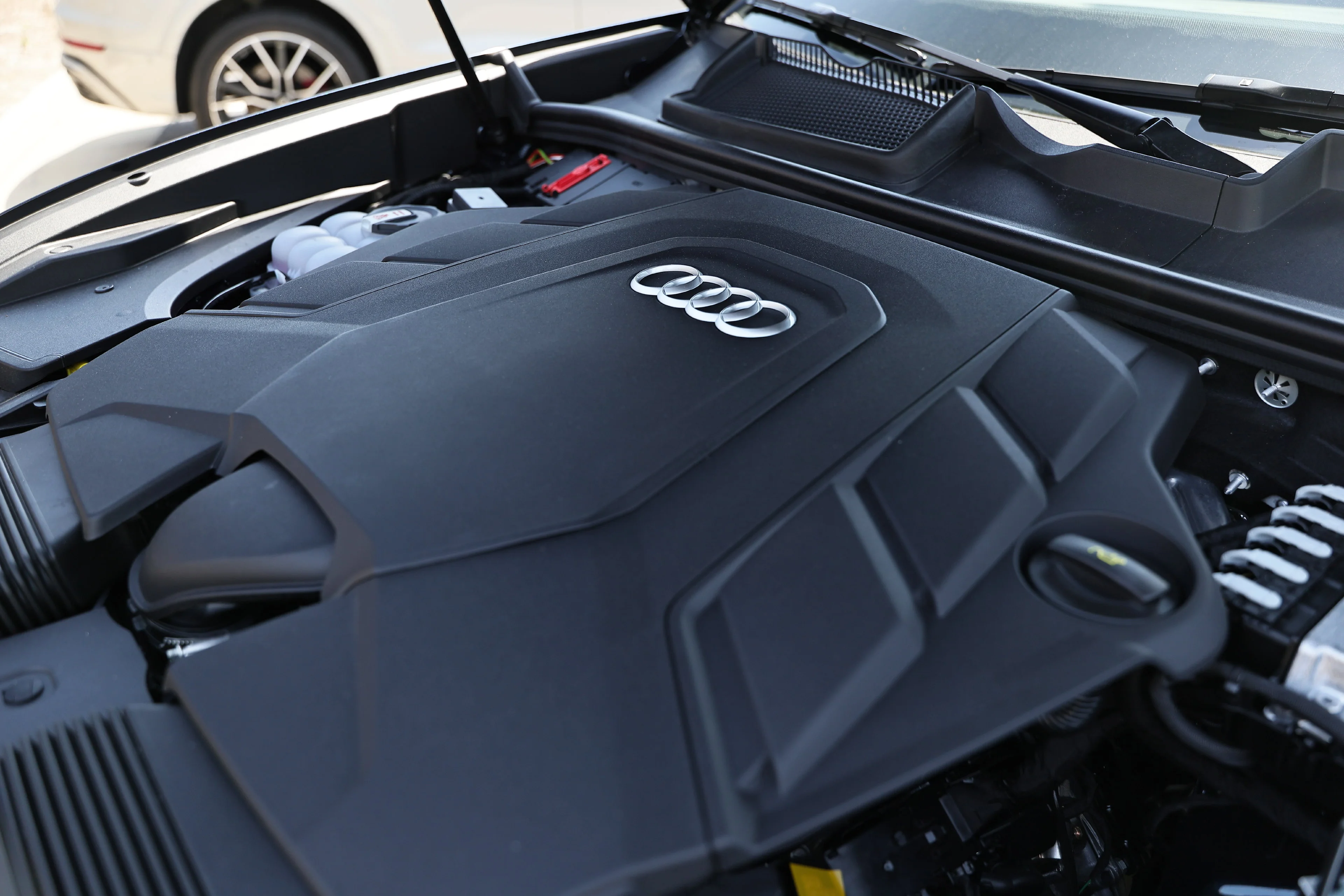 New 2026 Waitomo Blue Metallic Audi 55 Premium image 30