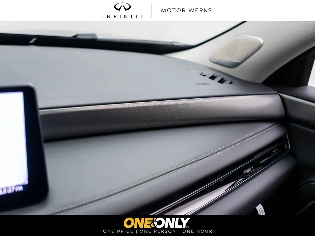 New 2027 GRAPHITE SHADOW INFINITI Luxe AWD image 34