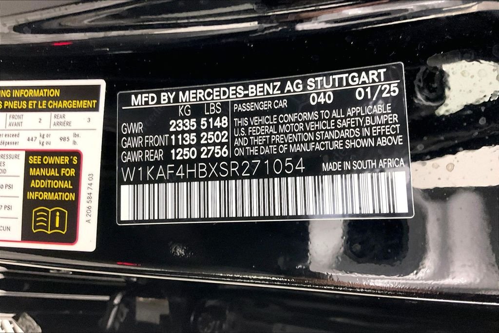 2025 Mercedes-Benz C-Class Sedan C 300 - Photo 25